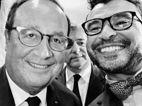 Avec M. François Hollande, ancien président de la République française